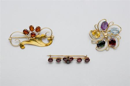 Lot image - Group of Gold and Gem-Set Jewelry and Wristwatch