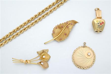 Lot image - Group of Gold Jewelry