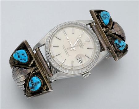 Lot image - Gentlemans Stainless Steel Wristwatch with American Indian Silver and Turquoise Expandable Metal Strap