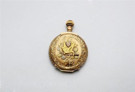 Lot image - Tricolor Gold Hunting Cased Pocket Watch