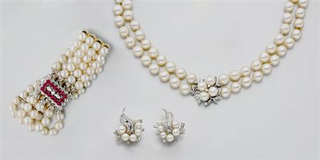 Lot image - Group of Cultured Pearl Jewelry