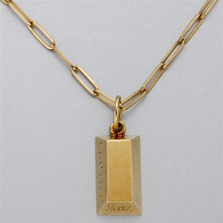 Lot image - Gold Pendant with Chain Necklace