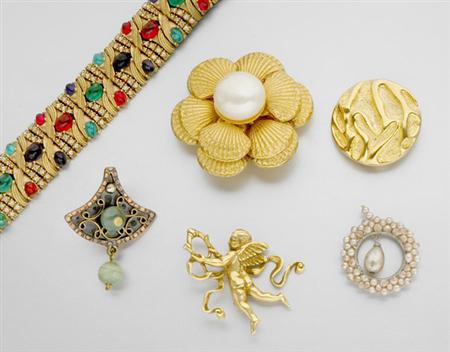 Lot image - Group of Assorted Costume Jewelry