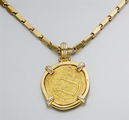 Lot image - Gold Medallion Pendant with Gold Chain Necklace