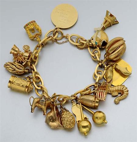 Lot image - Gold Charm Bracelet