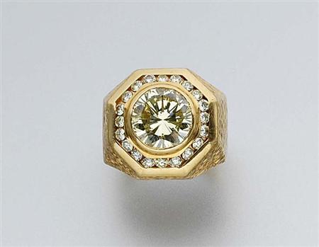 Lot image - Gentlemans Gold, Treated Yellow Diamond and Diamond Ring