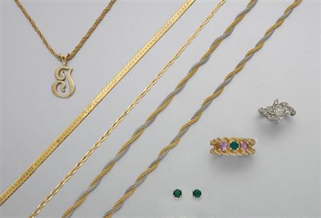 Lot image - Assorted Yellow Gold and Metal Jewelry