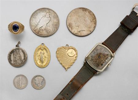 Lot image - Group of Assorted U.S. Coins and Jewelry