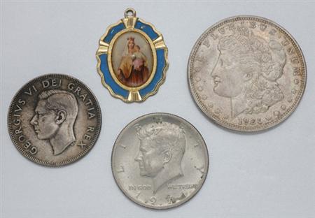 Lot image - Group of Assorted Coins