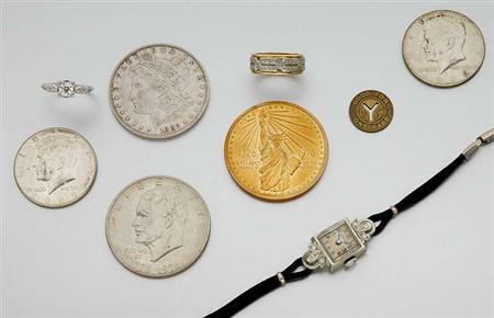 Lot image - Group of Jewelry and Assorted Coins