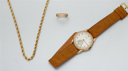 Lot image - Gold Chain, Ring and Wristwatch