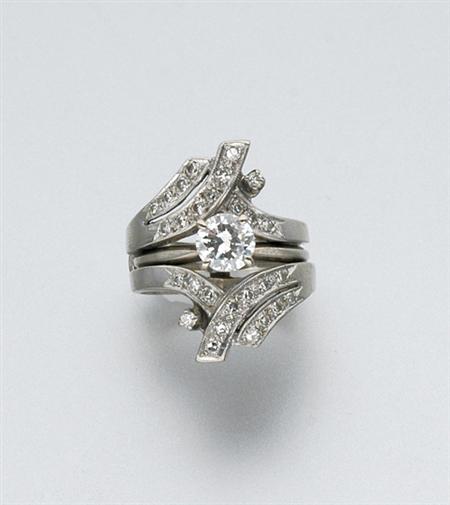 Lot image - Diamond Ring
