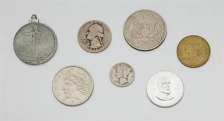 Lot image - Group of Assorted U.S. and Foreign Coins