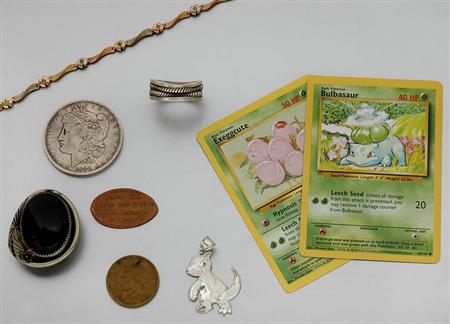 Lot image - Group of Assorted Coins, Tokens and Costume Jewelry