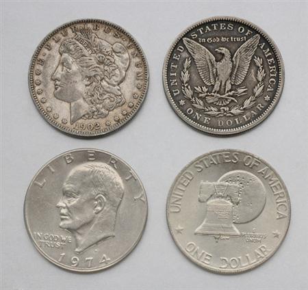 Lot image - Group of Assorted U.S. and Foreign Coins and Currency