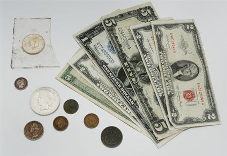 Lot image - Group of U.S. and Foreign Coins and Currency
