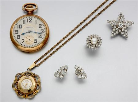 Lot image - Group of Assorted Jewelry