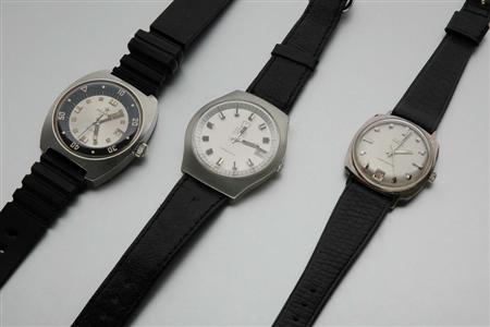 Lot image - Six Gentlemans Wristwatches