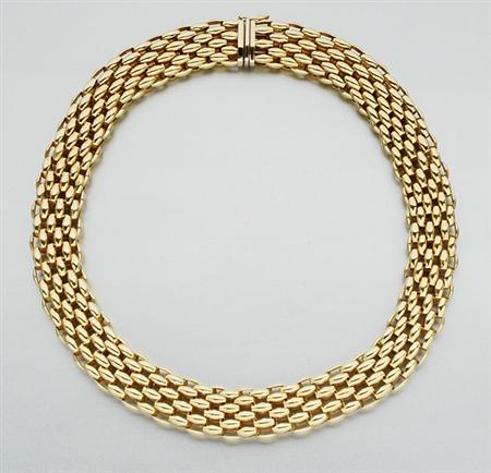 Lot image - Gold Necklace