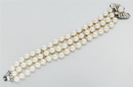 Lot image - Triple Strand Cultured Pearl Bracelet