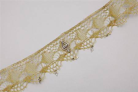Lot image - Gold Wire Mesh and Diamond Choker