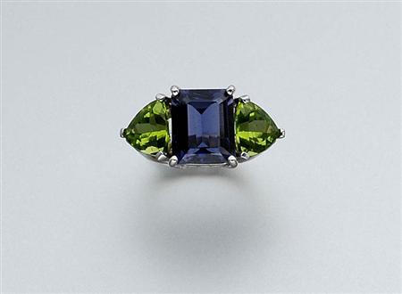 Lot image - Iolite and Peridot Ring
