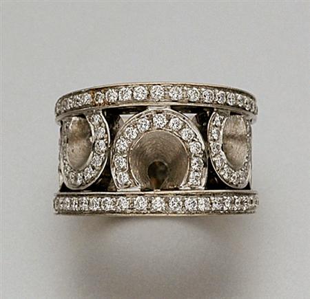 Lot image - Diamond Band Ring