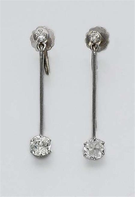 Lot image - Pair of Diamond Pendant-Earrings