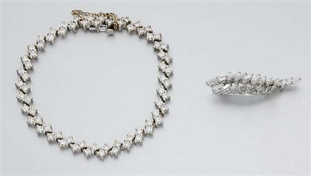 Lot image - White Gold and Diamond Bracelet and Pin