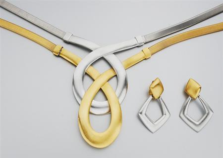 Lot image - Lot of Assorted Costume Jewelry