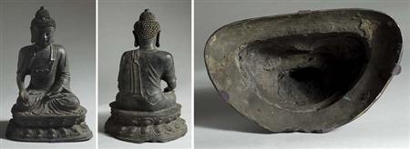 Lot image - Chinese Bronze Buddha