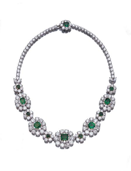 Lot image - Emerald and Diamond Necklace/Bracelet Combination