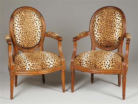 Lot image - Pair of Louis XVI Beechwood Fauteuils