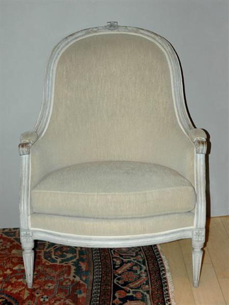 Lot image - Louis XVI White Painted Bergere