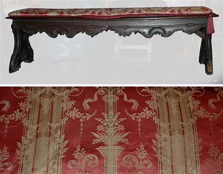 Lot image - Italian Rococo Walnut Bench