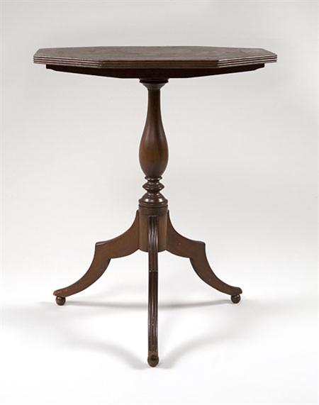 Lot image - Federal Mahogany Tilt-Top Tripod Stand
