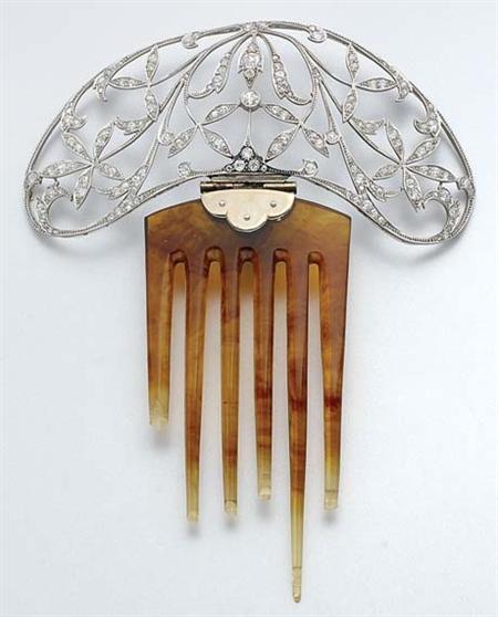 Lot image - Diamond Hair Clip