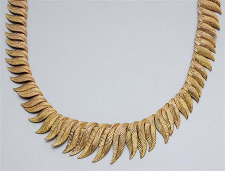Lot image - Gold Leaf Necklace