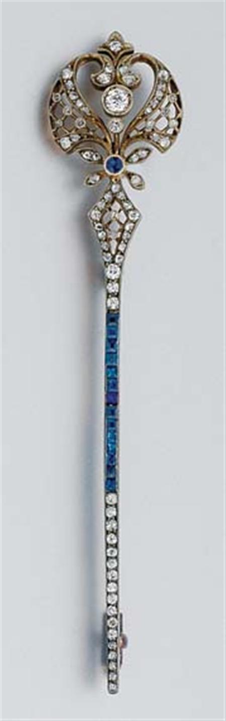 Lot image - Antique Diamond and Sapphire Bar Pin
