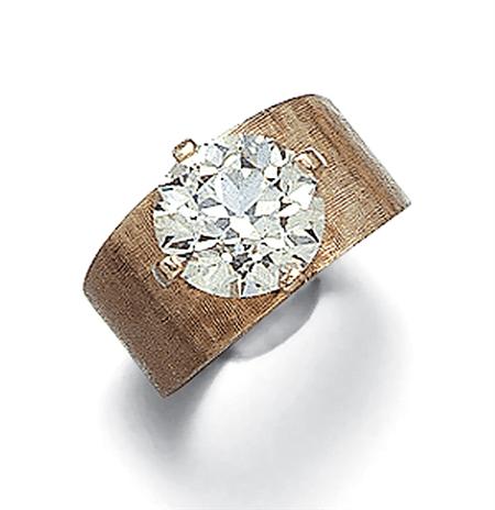 Lot image - Gold and Diamond Band Ring