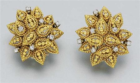 Lot image - Pair of Gold and Diamond Flower Earclips