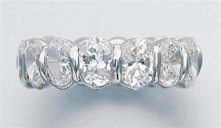 Lot image - Diamond Band Ring