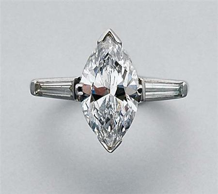 Lot image - Diamond Ring