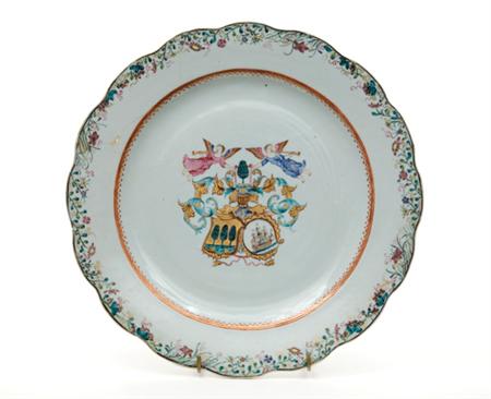 Lot image - Chinese Export Porcelain Armorial Plate