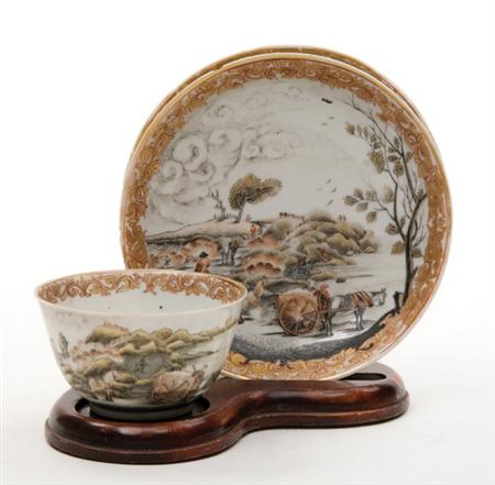 Lot image - Chinese Export Porcelain Tea Bowl and Two Saucers