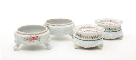 Lot image - Two Pairs of Chinese Export Porcelain Open Salts
