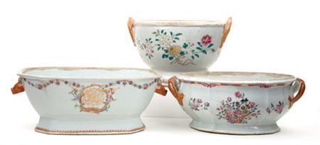 Lot image - Group of Three Chinese Export Porcelain Tureens