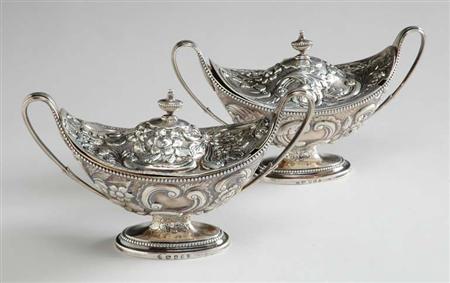 Lot image - Pair of George III Silver Sauce Tureens