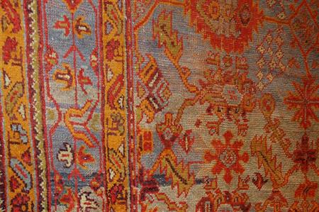 Lot image - Oushak Carpet