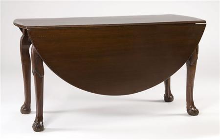 Lot image - George III Mahogany Drop-Leaf Table